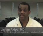 what are the symptoms of tricuspid valve disease