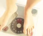 why women gain weight after 40