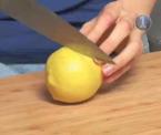 how to treat a sunburn with lemon